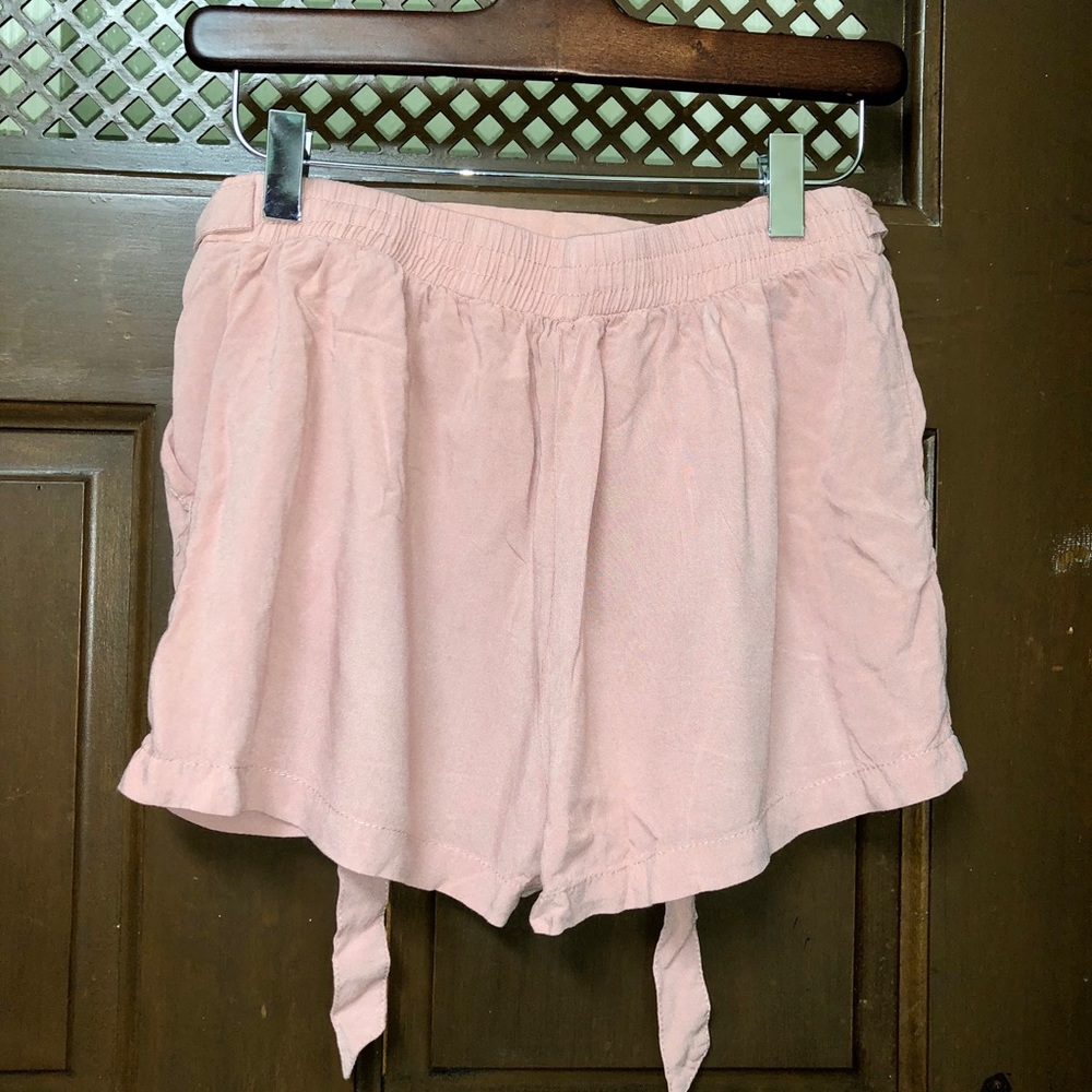 baby pink flow shorts